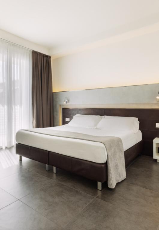 baldininihotel en relax-rooms-hotel-torre-pedrera 013